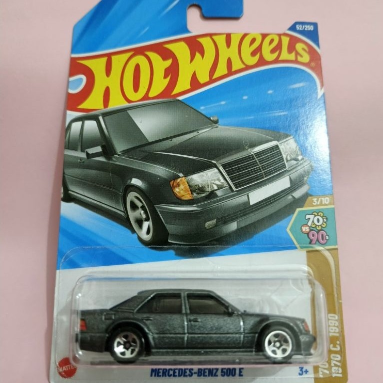 HOTWHEELS MERCEDES BENZ 500 E