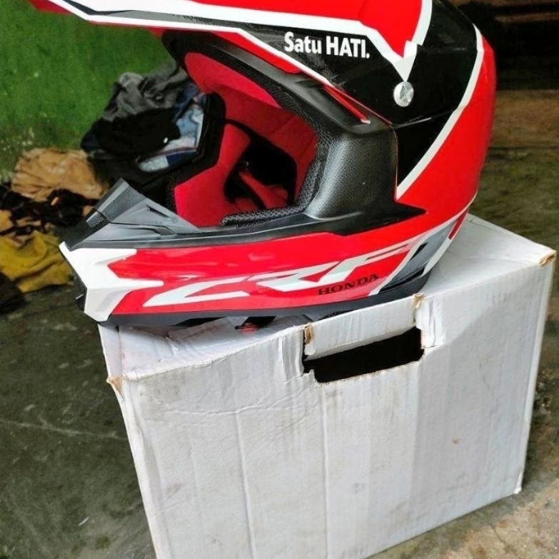 Helm CRF 150L