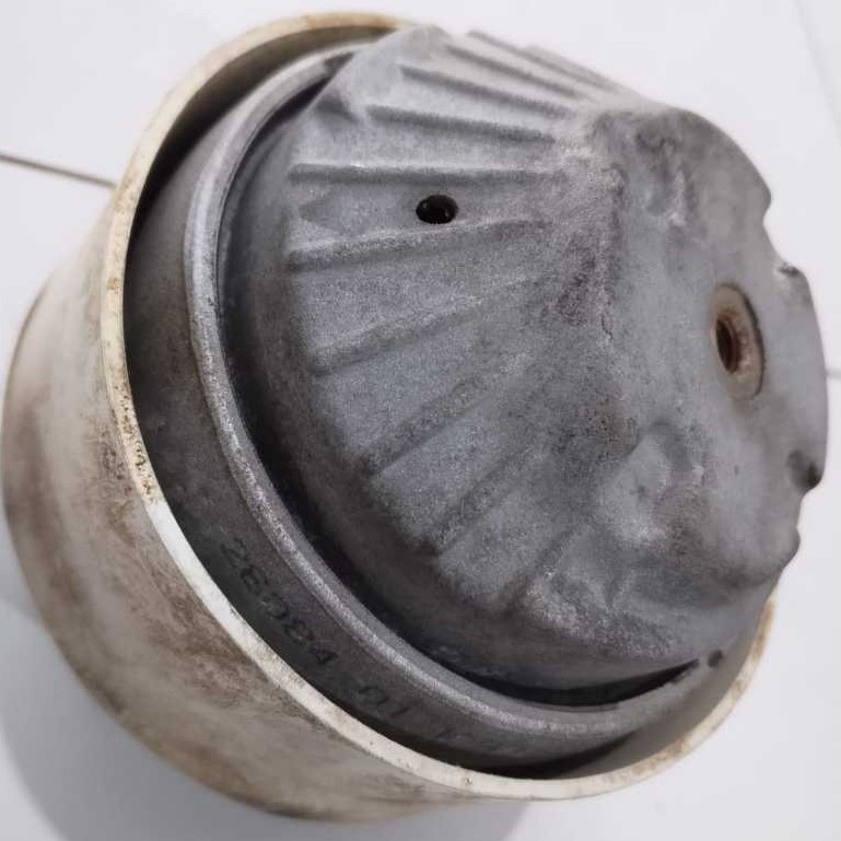 ENGINE MOUNTING MERCY W203 C180