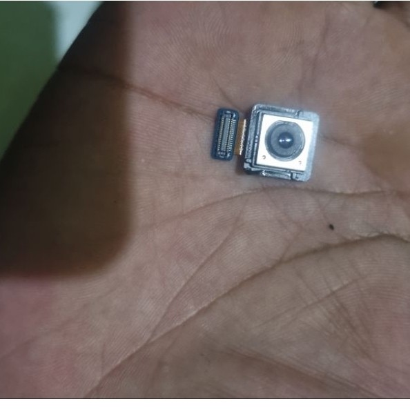 kamera belakang samsung A8 2018 copotan normal