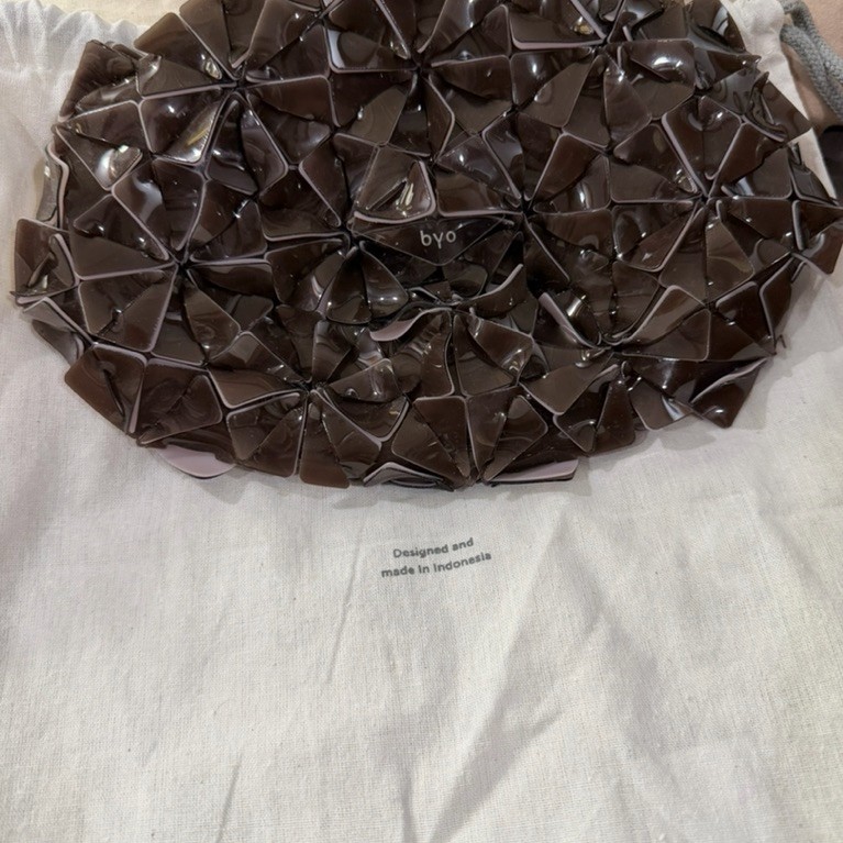 PRELOVED Byo Bag Shell Clutch no strap Smoky Quartz