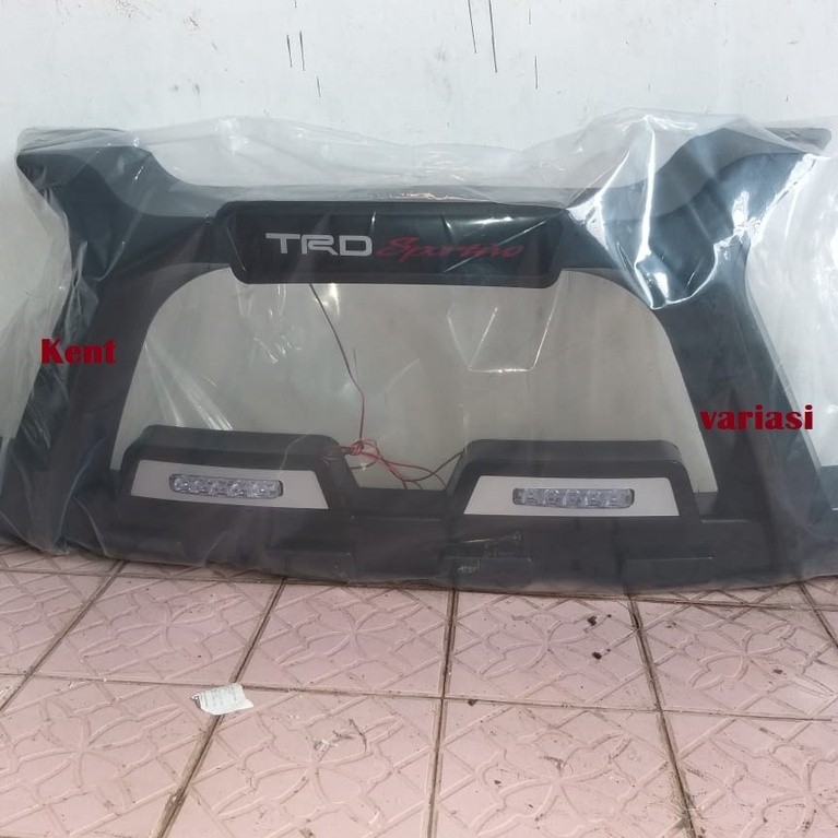 Tanduk Depan Bumper Depan dengan Lampu LED untuk Mobil Calya Sigra