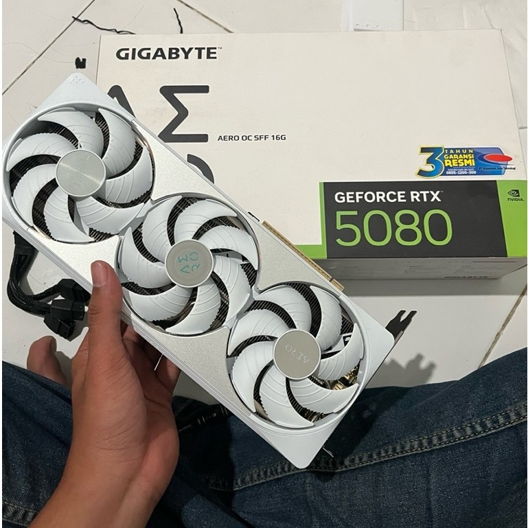 RTX 5080 GIGABYTE AERO
