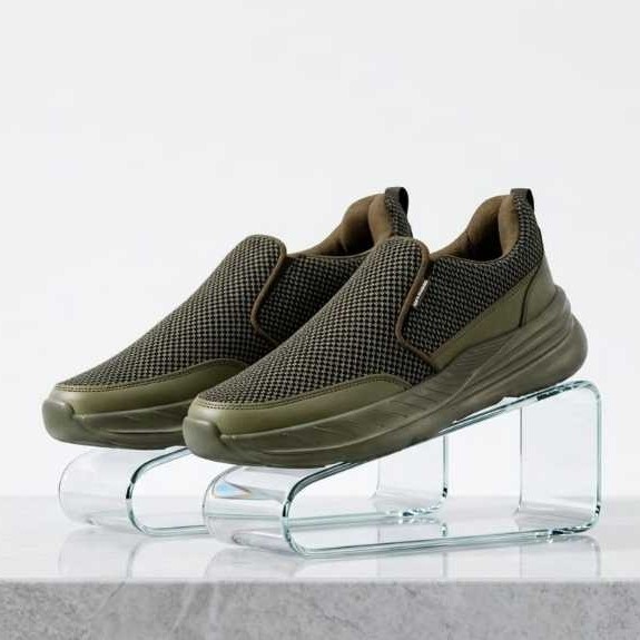 Sepatu Sneaker Pria Sepatu Slip On Tanpa Tali Cowo