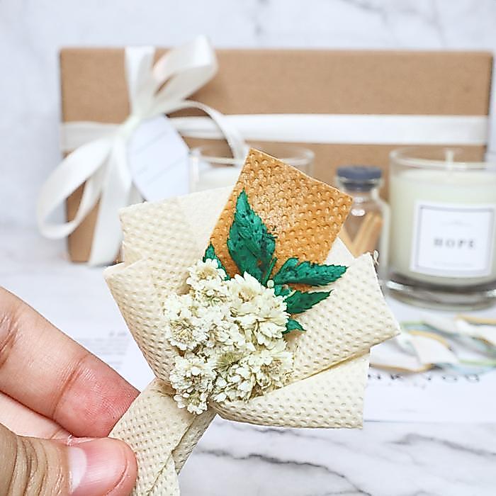 "New" GIFT SET LILIN AROMA TERAPI SCENTED CANDLE AROMATERAPI / LILIN AROMA TERAPI / LILIN AROMA
