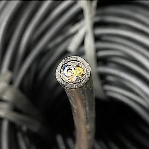 Kabel NYY 3x2,5 / 3x2.5mm Merk Kabelmetal / Kabelindo Meteran / Eceran