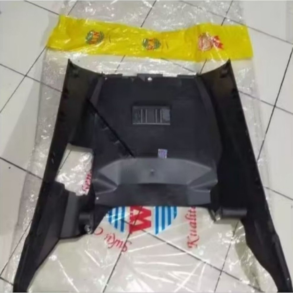 Footrest / Alas Lumpur Bawah HONDA VARIO 150 OLD LED / VARIO 125 OLD LED