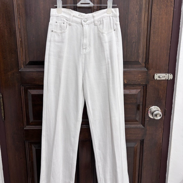 OUDRE BOMI JEANS IN WHITE SIZE S (length already altered to petite)