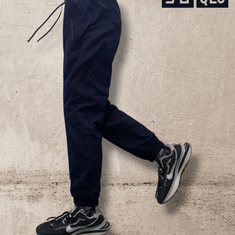 Uniqlo sweat jogger pants keren bahan enak nyaman warna dark navy pekat second preloved