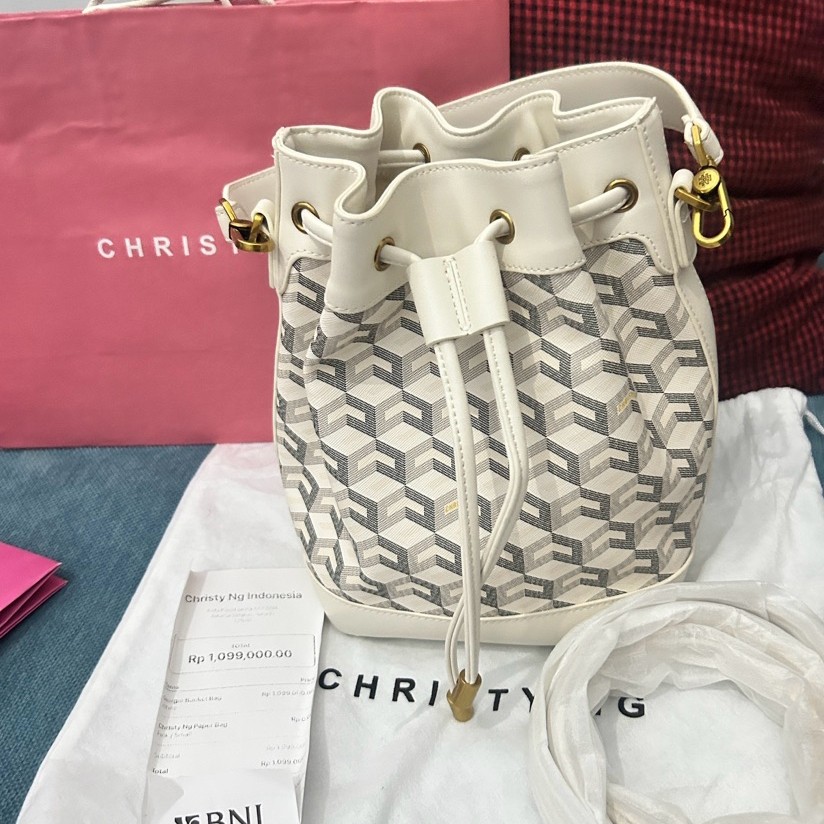 preloved christy ng