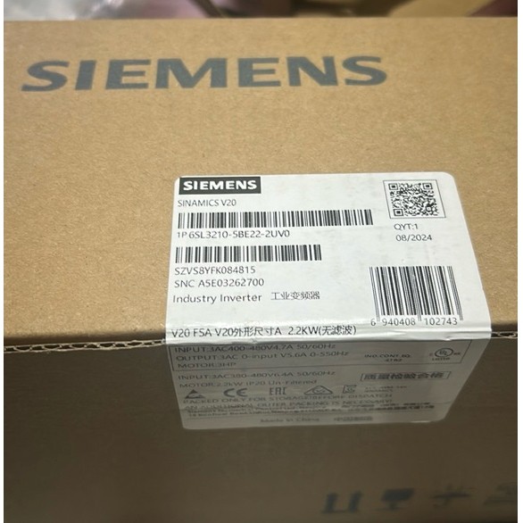 INVERTER SIEMENS 6SL3210-5BE22-2UV0 SINAMICS V20 2,2KW 380-480V