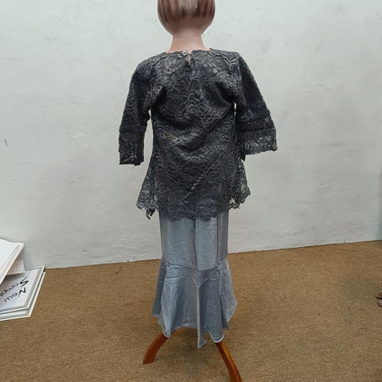 KBA - 017 - 8 | Setelan Kebaya Anak Brukat Lengan Panjang / Kebaya Kutubaru Anak / Set Kebaya Anak C