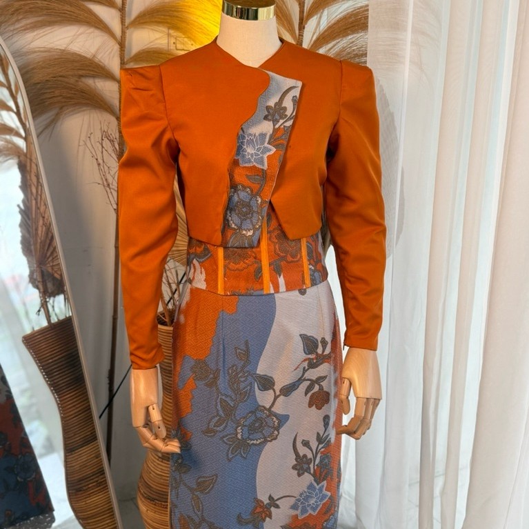 Set Blouse & Rok Batik Modern bustier batik rok batik blouse kerja acara formal