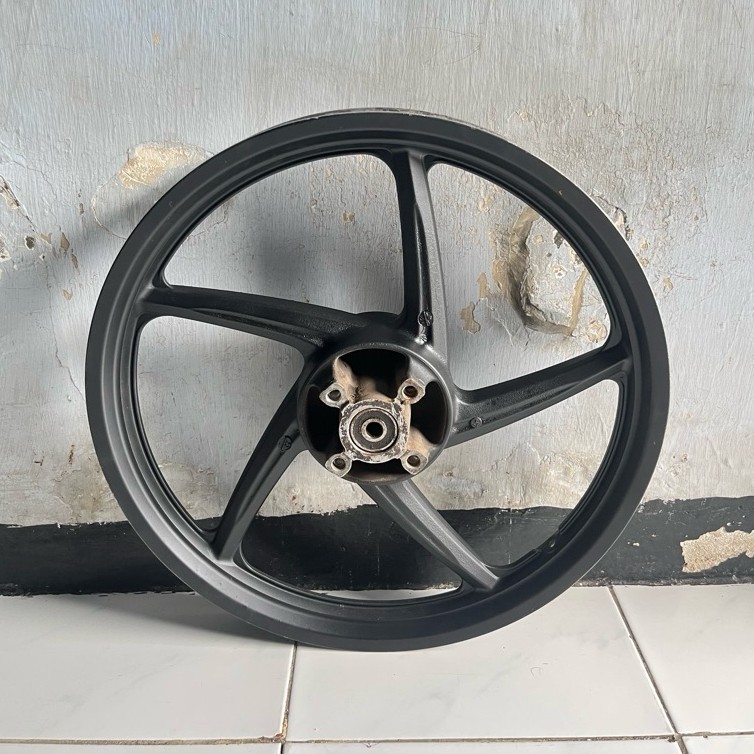 velg belakang supra 125 DD Original