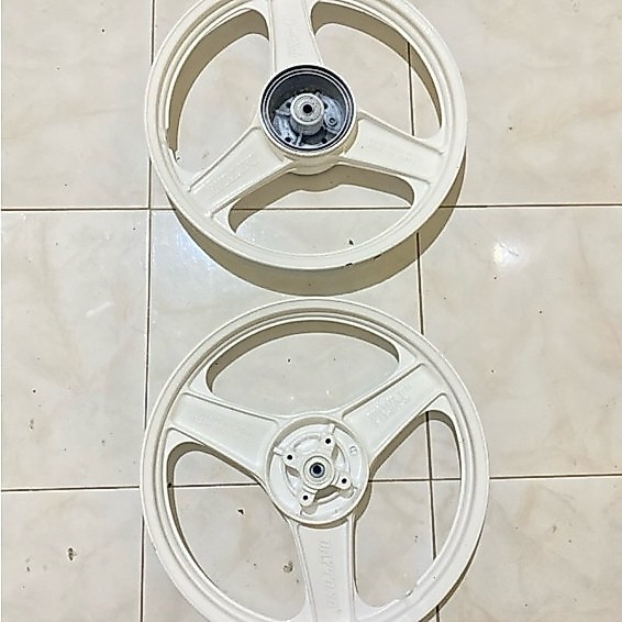 Velg original Daytona palang tiga 3 pnp yamaha fiz fizr F1zr poswan alfa sigma camp