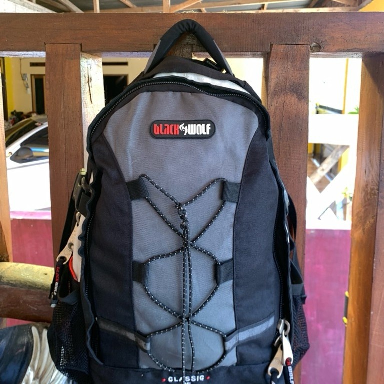 [preloved] tas gunung outdoor ransel pria cewek daypack 25 liter second - bekas