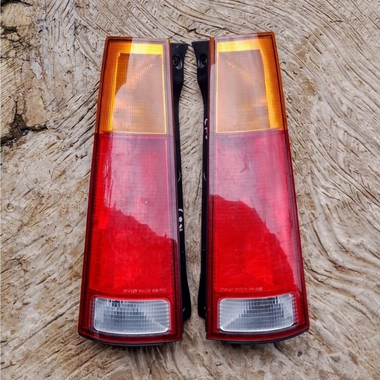 Stoplamp Lampu Depan Honda CRV Gen 1 Original Stanley Tahun 1999 2000 2001