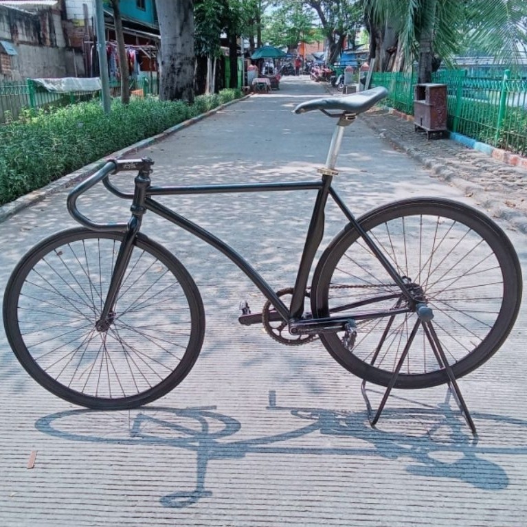 fullbike Sepeda Fixie Odessy Second