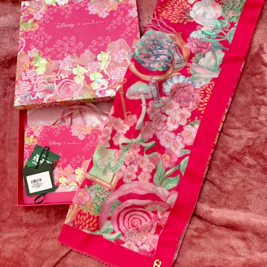 PL Disney x buttonscarves The Wonderland-Raspberry