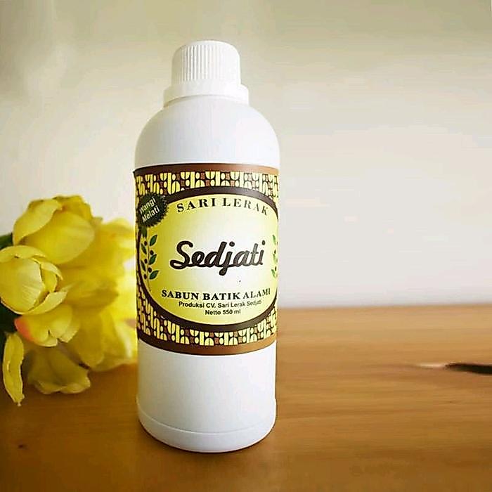 Sari Lerak Cair - Sabun Lerak Cuci Kain Batik 550ml - Melati