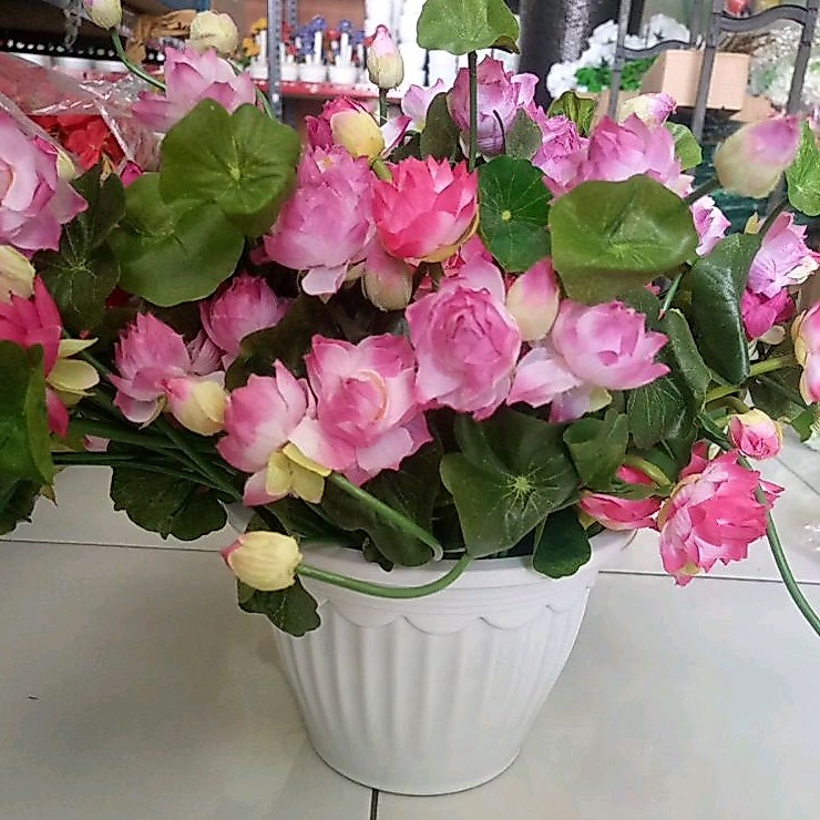 bunga teratai lotus air artificial tanpa pot