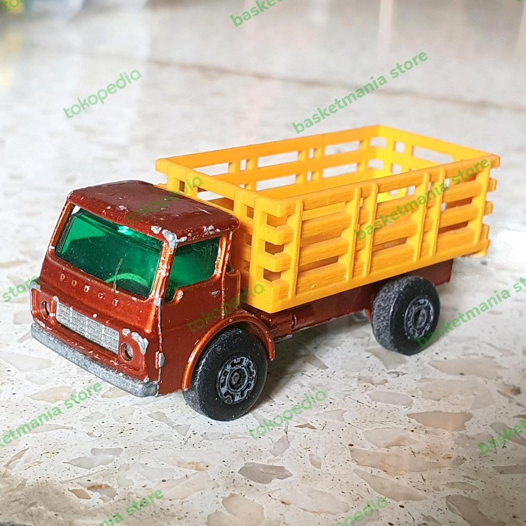 mainan mobilan diecast matchbox lesney england cattle truck dodge lawas jadul vintage