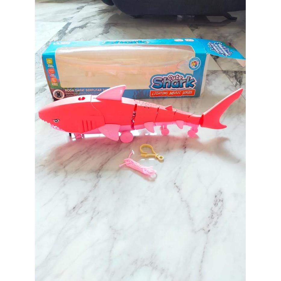 Robot baby sharks mainan ikan hiu dan Chameleons / Bunglon baby Cute shark bisa nyala jalan suara - 