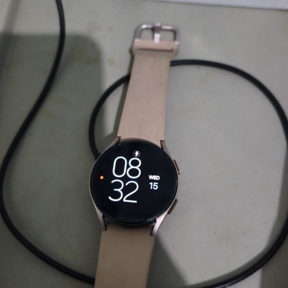 Samsung Watch 4