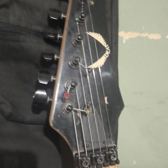 gitar elektrik dean