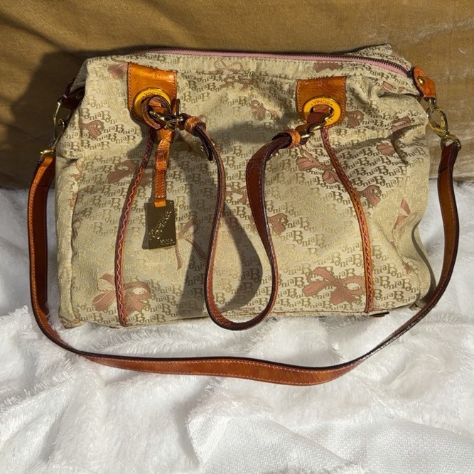 PRELOVED tas slingbag handle bag Bonia original store surabaya