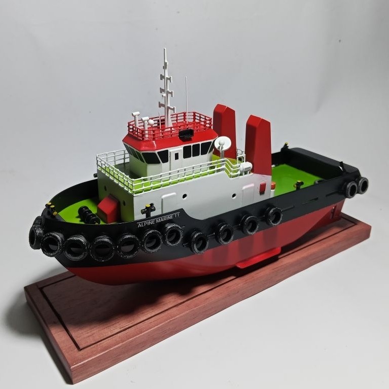 miniatur kapal tugboat 30cm