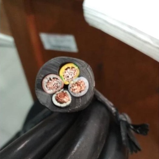 Kabel Serabut Nyyhy 4X10 Eterna Meteran Nyyhy 4X10Mm Eterna Meteran