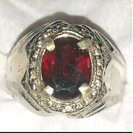 batu ruby pigeon blood.tarikan. alam