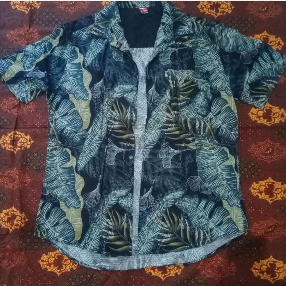 preloved kemeja pria Quiksilver lengan pendek ukuran XL