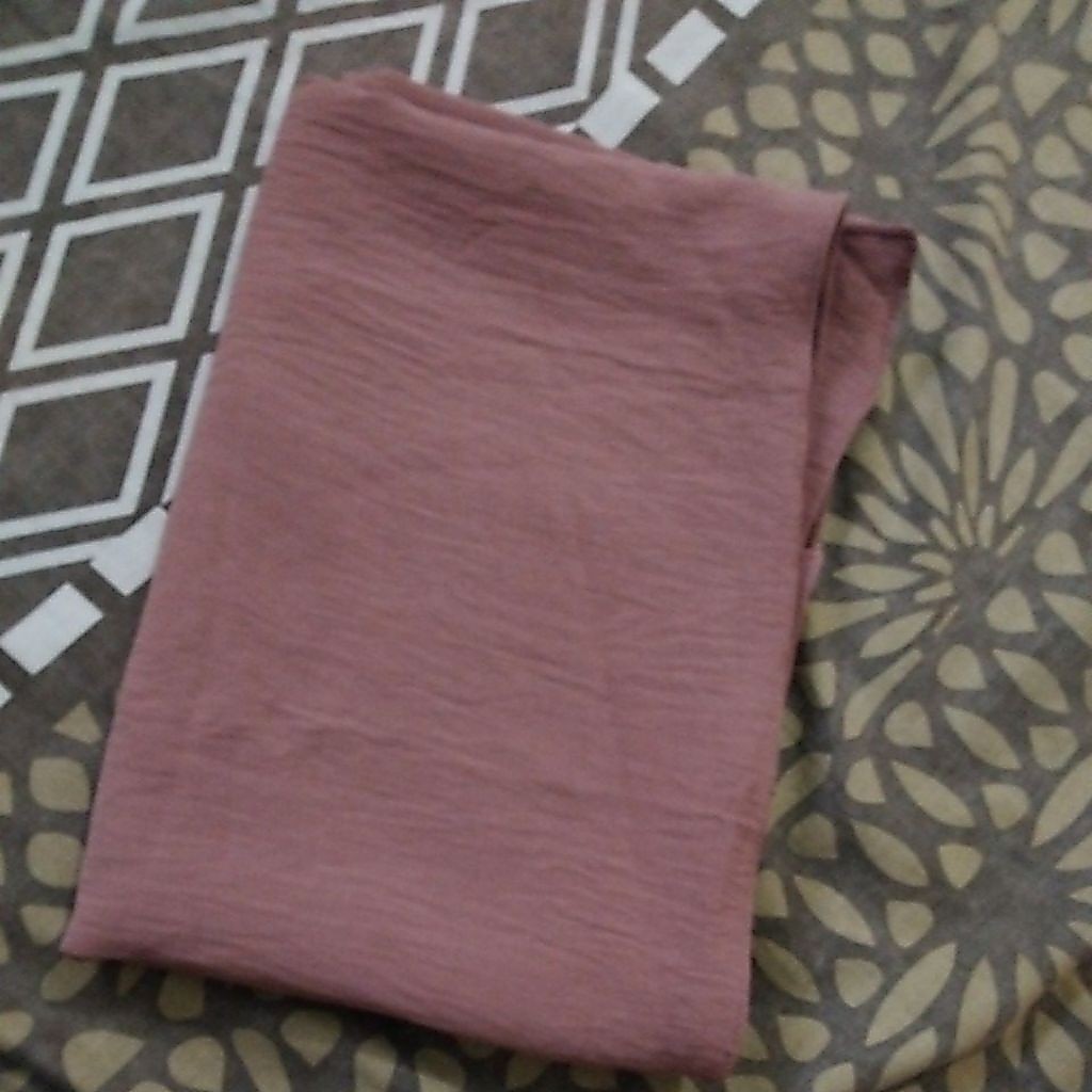 preloved new nisin hijab pashmina crinckle airflow