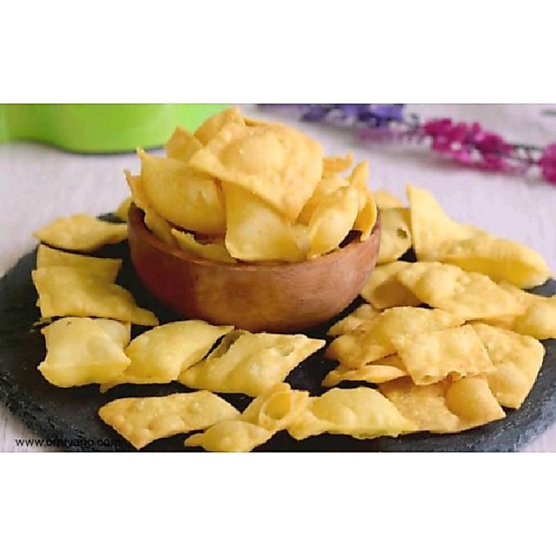 Keripik pangsit goreng kiloan