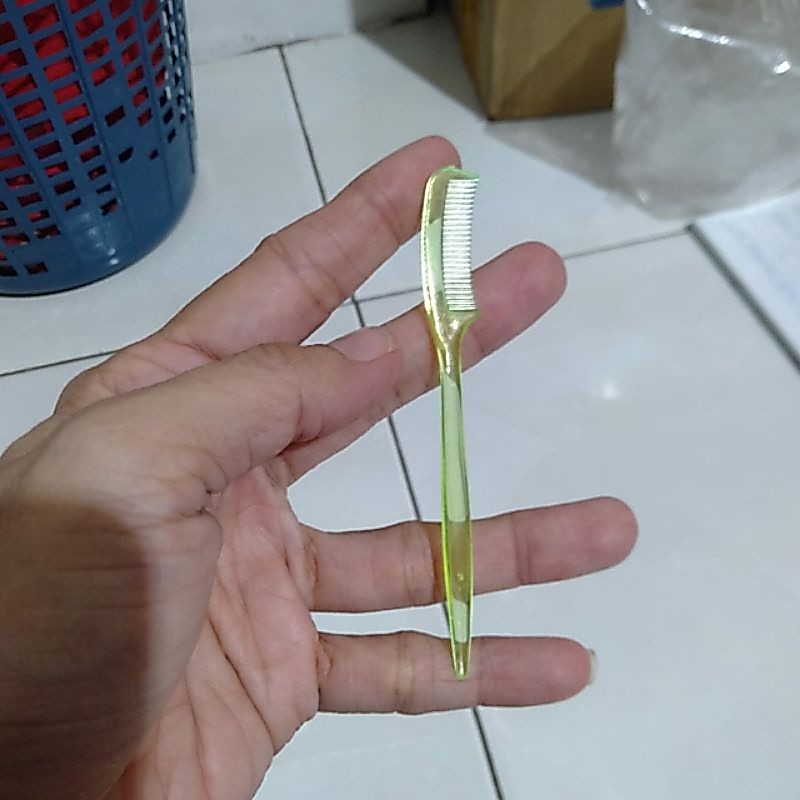 Sisir Bulu Mata Palsu Sisir Alis