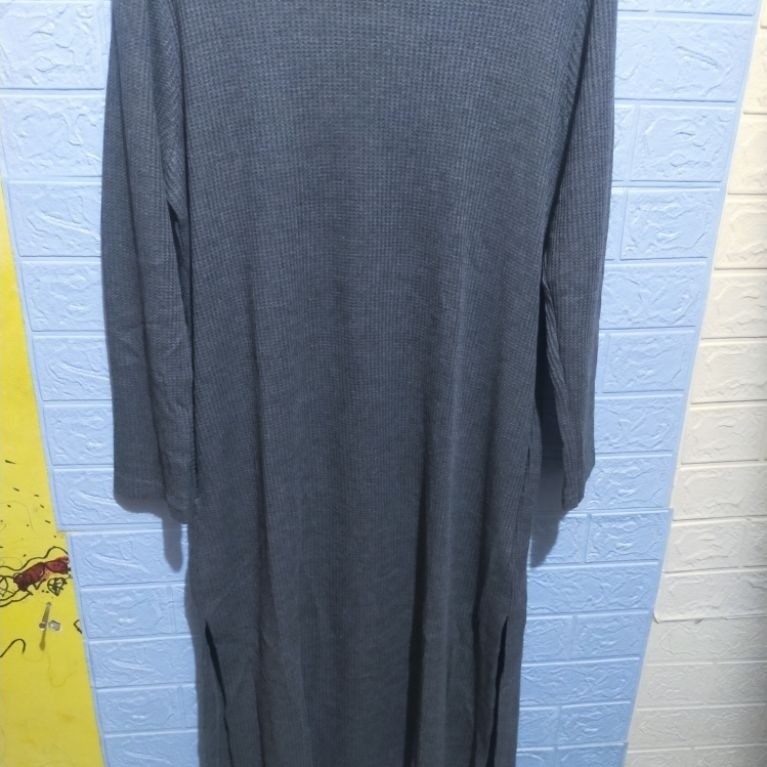 TUNIK CLARKE