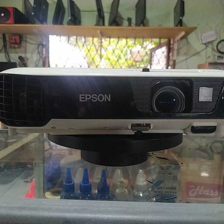 Proyektor Epson EB-X350