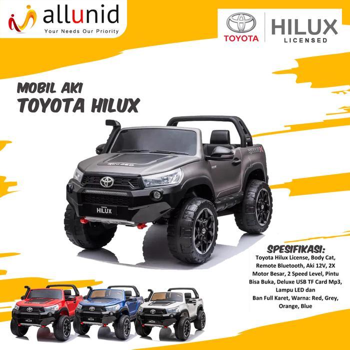 Mobil Aki Toyota Hilux Paint