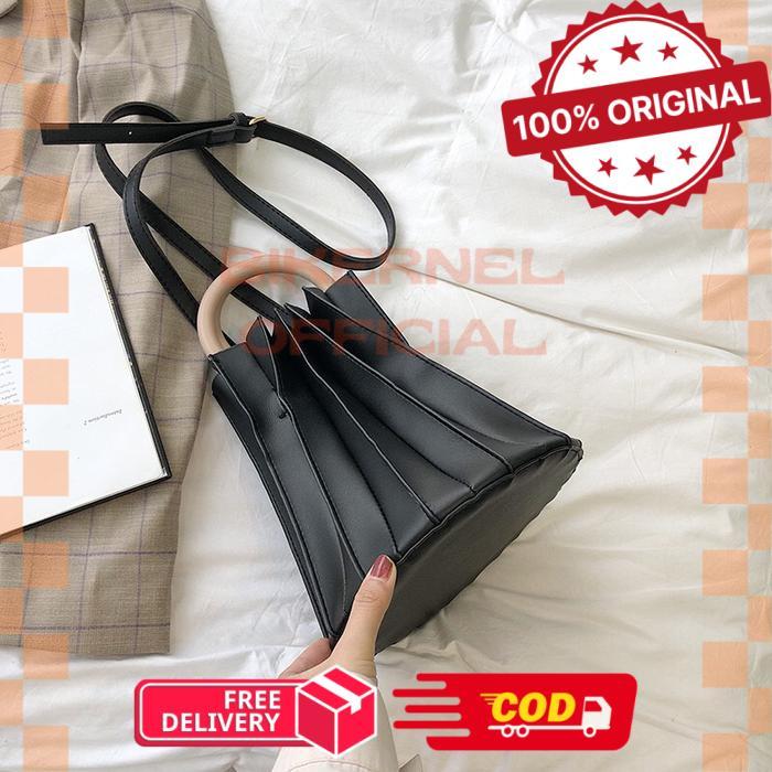 Mores Tas Selempang plisket wanita Import Premium Pleated Woman Korean Slingbag Top Handle Bag Hitam