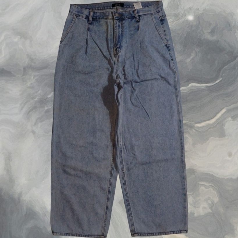 Celana Baggy Pleated Tuck Denim Jeans Gombrong STANDARD MUSINSA