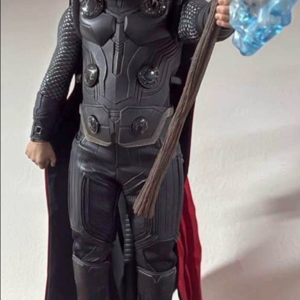 Hot Toys Thor Marvel