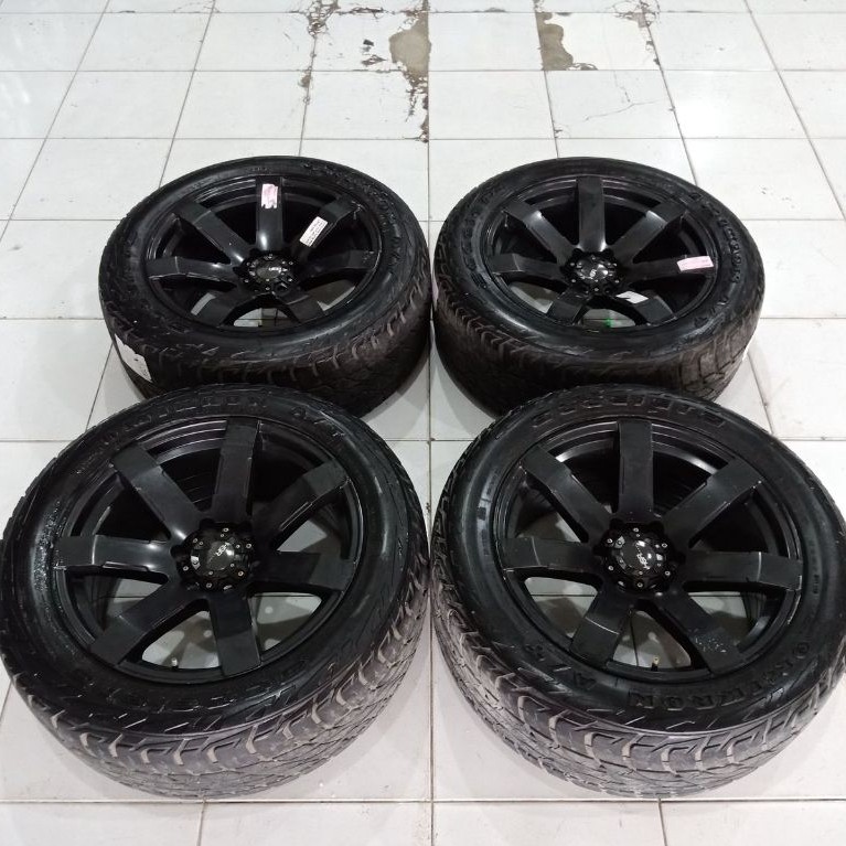 Ban Mobil Second Pajero Fortuner Hilux Triton Ford Ranger HSR Ring 20 + Ban 285 50 R20