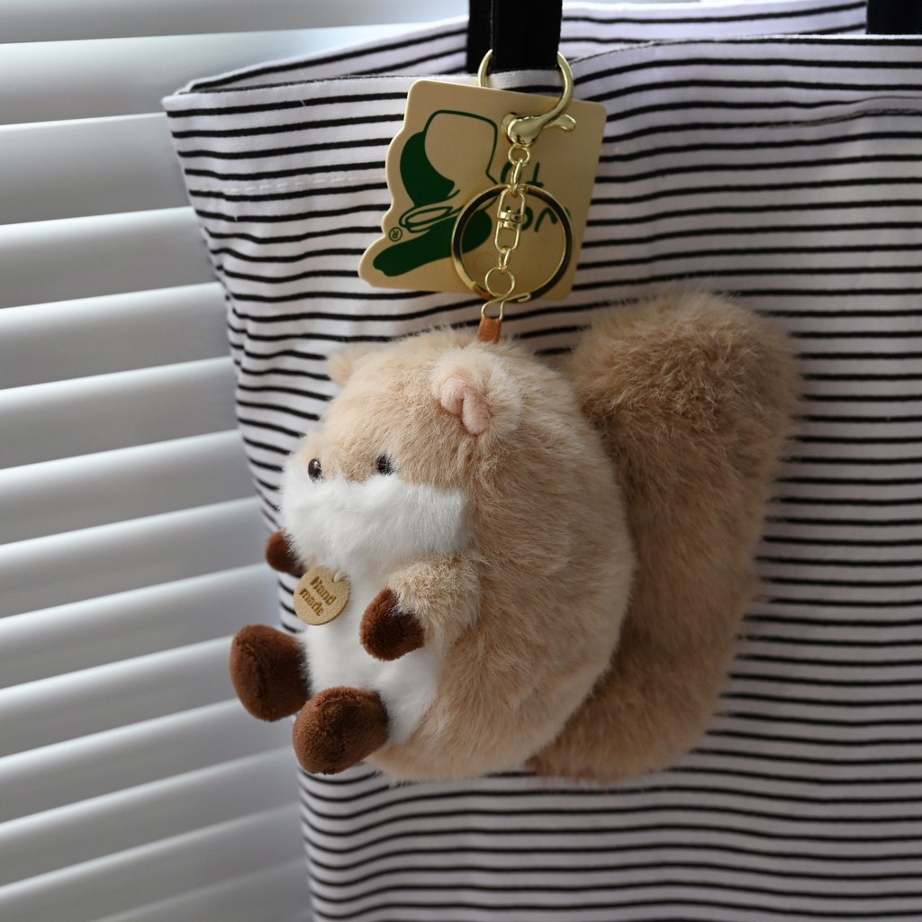 Boneka Gantungan Kunci Tupai Doudou Baru