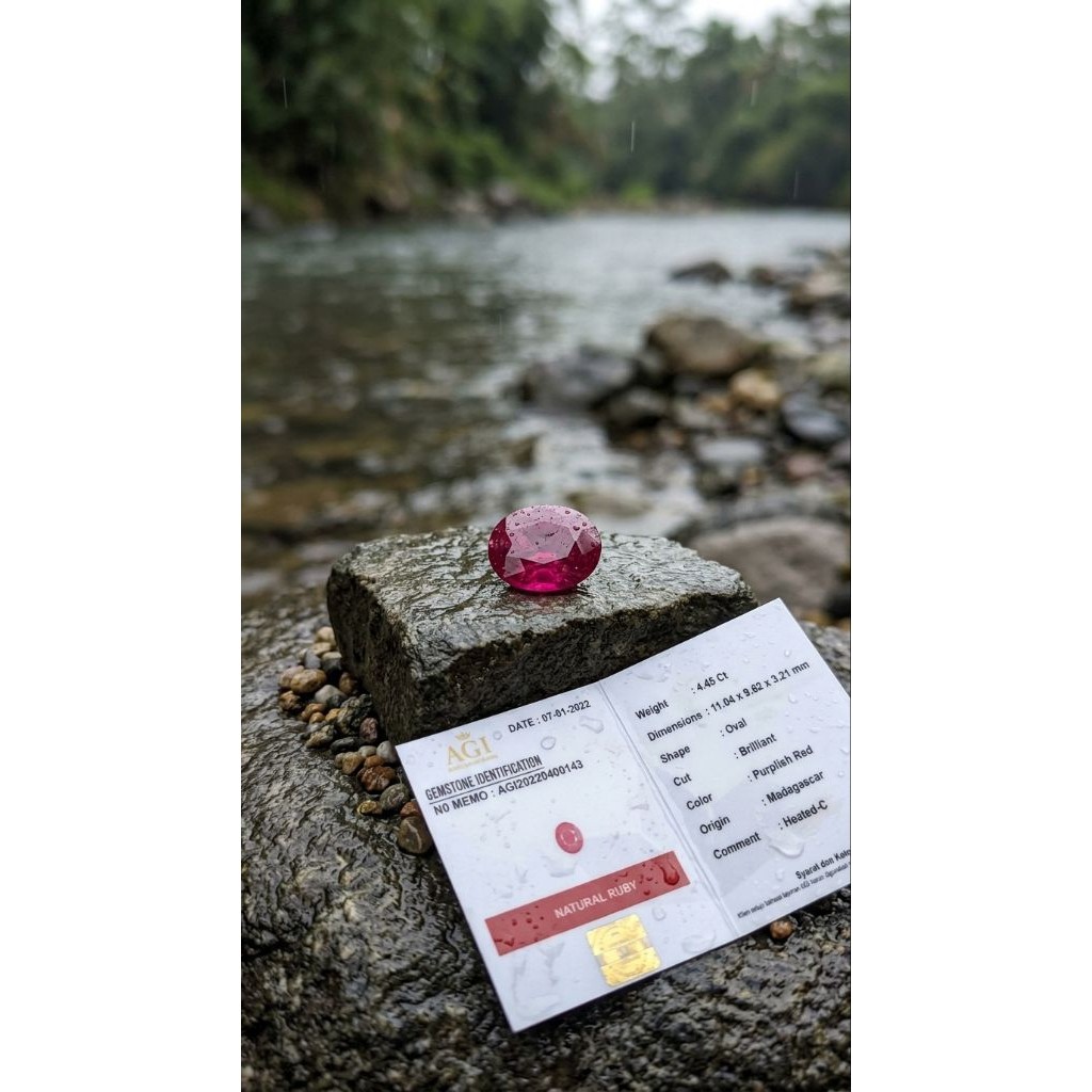 NATURAL MEMO RUBY CORUNDUM PIGEON BLOOD MEMO AGI GEMS LAB