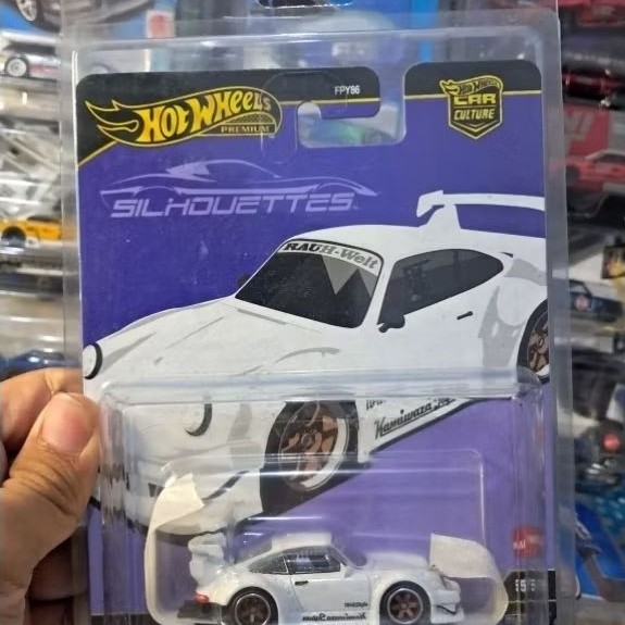 Hot Wheels Porsche RWB 930