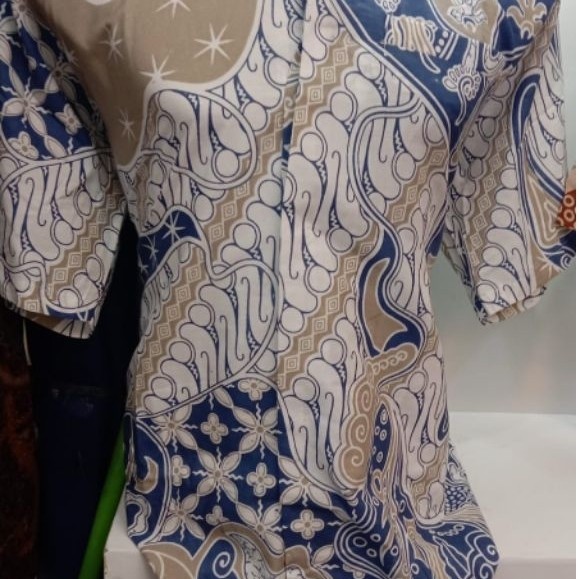 BATIK PRIA LENGAN PENDEK KEMEJA BATIK HALUS