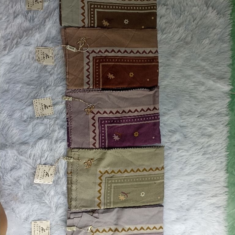 jilbab motif lasercut/jilbab motif azara/jilbab segi 4 fashion kekinian