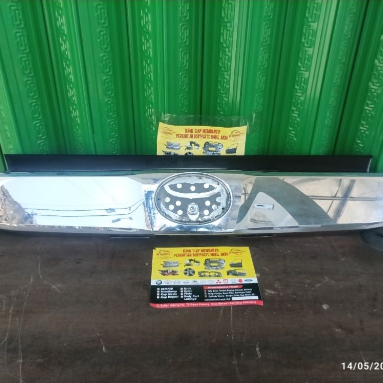 Trunklid List Crome Crum Chrome Bagasi Vellfire 2015 2016 2017 2018 Original